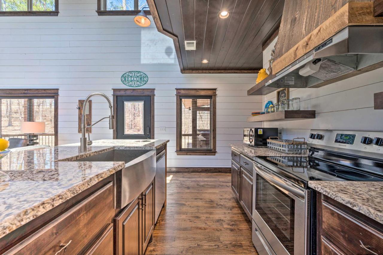 Luxury Cabin Getaway 1 Mi To Broken Bow Lake! Экстерьер фото