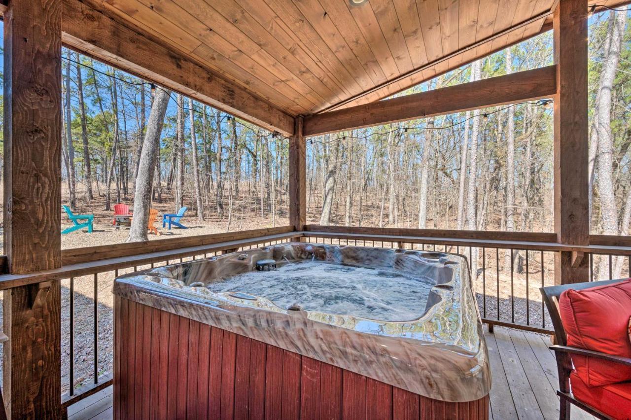 Luxury Cabin Getaway 1 Mi To Broken Bow Lake! Экстерьер фото